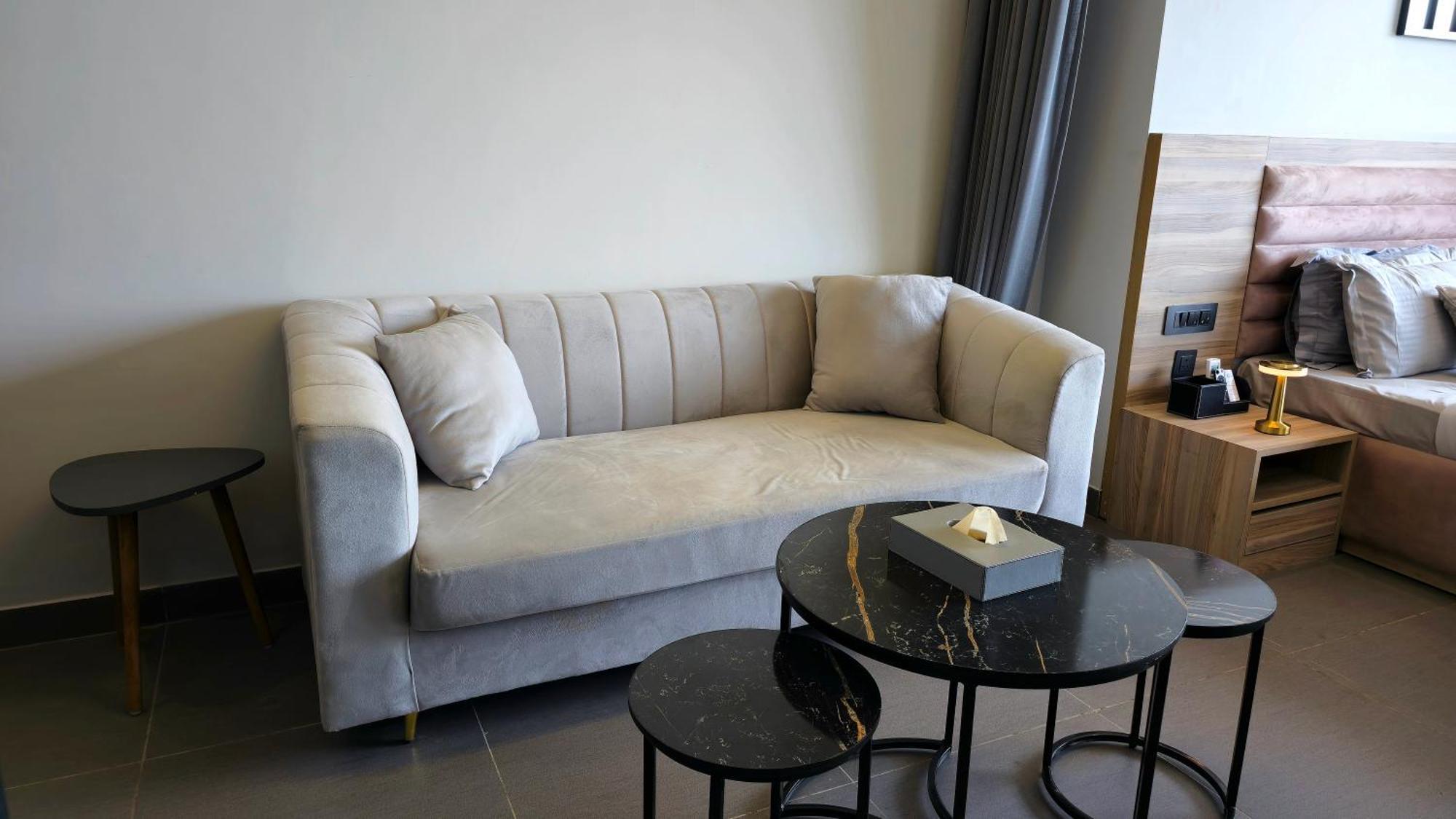 Hotel The Luxe Living Noida Exterior foto