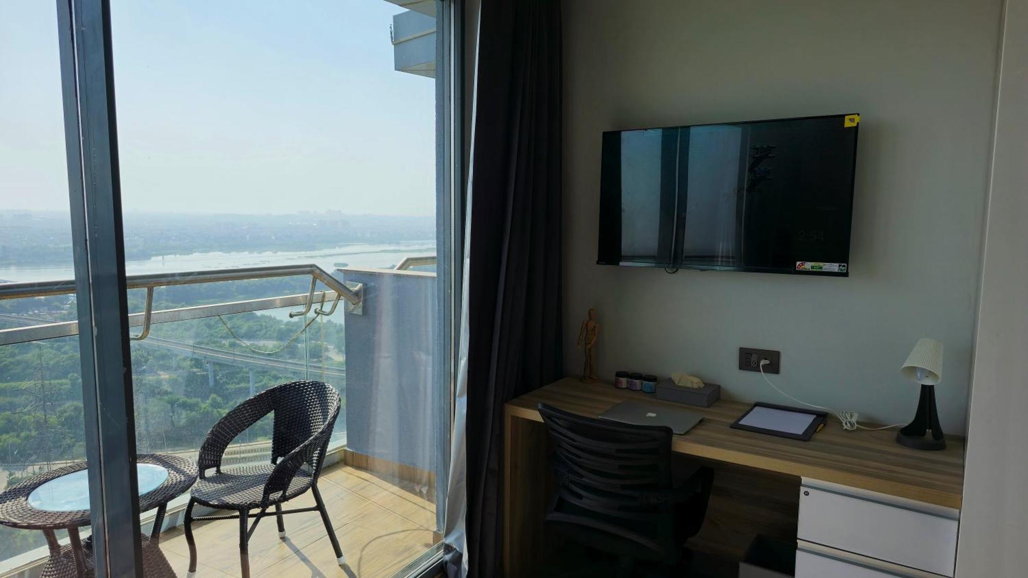 Hotel The Luxe Living Noida Exterior foto